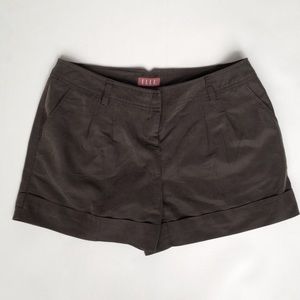 Elle Olive Green Pleated High Waist Dressy Shorts Size 8